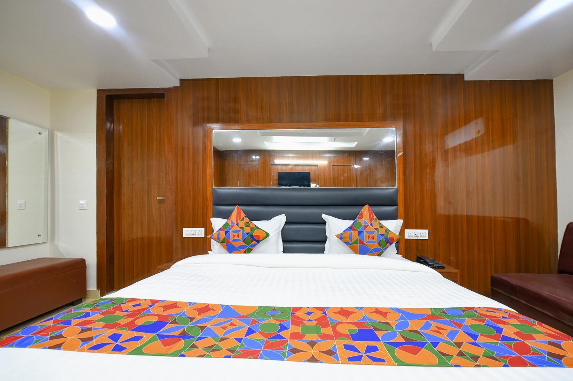 Fabhotel Mona International New Delhi Ngoại thất bức ảnh