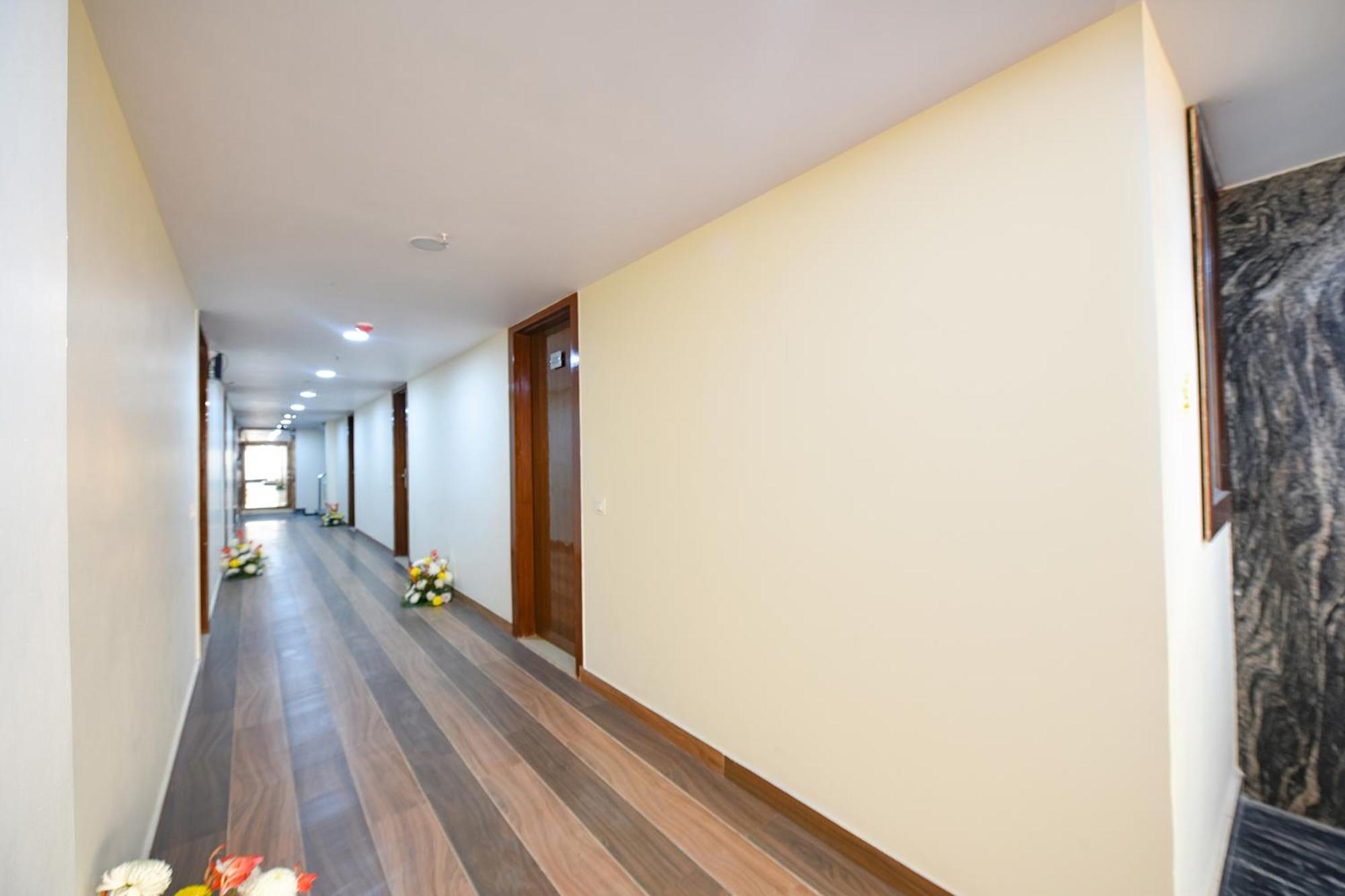 Fabhotel Mona International New Delhi Ngoại thất bức ảnh
