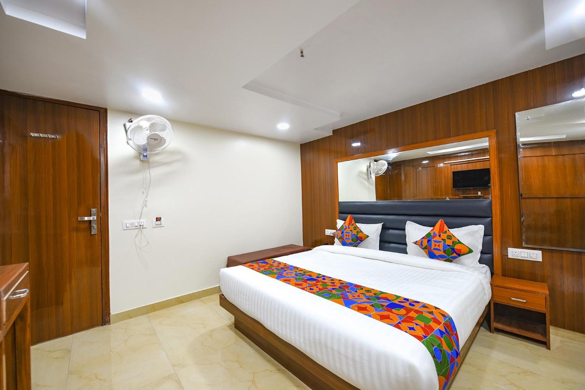 Fabhotel Mona International New Delhi Ngoại thất bức ảnh